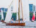 Winner "Hertha" with owner Axel Heller and Gorch-Fock descendant Jan Kinau on the foresheet
