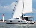 Lagoon 42: albero posizionato molto a poppa per vele di prua più grandi, scafi voluminosi, relativamente economici. Il concorrente diretto dell'Astréa proviene dal più grande cantiere di catamarani del mondo, il gruppo Beneteau.