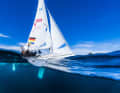 Hier sind die neuen Vize-Europameister Simon Diesch und Anna Markfort beim Fotoshooting mit Sailing Energy in Aktion zu sehen