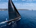 JS1 "Svea" chasse JK7 "Velsheda" lors de la première journée de la Superyacht Cup Palma