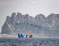 Olympische Skiffs vor Marseille