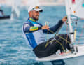 Senza alcuna possibilità di qualificarsi per le Olimpiadi, Nico Naujock ha disputato una regata eccezionale: il timoniere dell'Ilca-7 del club Seglerhaus am Wannsee si è piazzato all'8° posto dopo 8 regate in un campo di gara di livello mondiale.