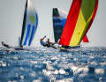 Die spanischen SailGP-Meister waren am harten Olympia-Dienstag die beste Crew über alle Disziplinen: Diego Botin und Flo Trittel im 49er