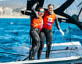 Sophie Steinlein e Cathy Bartelheimer festeggiano l'argento del 49erFX.