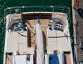 Barrier-free: The running decks are lowered to the deck. This means there are no obstacles on the way from the cockpit to the foredeck