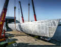 Turning the hull in May 2022: The Argentinian designer Germán Frers developed the classic hull lines at the top and modern ones at the bottom