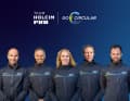 La première photo d'équipe officielle de la solide équipe de Team Holcim-PRB pour l'Ocean Race Europe (de droite à gauche) : Alan Roberts, Carolijn Brouwer, Rosalin Kuiper, Franck Cammas et Nico Lunven.