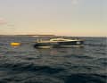 La barca a vela è stata recuperata e non si è verificato alcun danno ambientale, come si temeva inizialmente.