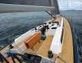 Tidy. The deck and cockpit are neatly designed. The usability was not neglected either