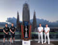 Les adversaires de la 37e America's Cup : à droite Sir Ben Ainslie et Dylan Fletcher, à gauche les défenseurs néo-zélandais avec Peter Burling et Nathan Outteridge.