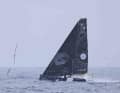 Gitanas "Maxi Edmond de Rothschild" wird von Albatrossen begleitet