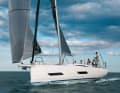Unmissable. The kink in the deck is the trademark of Eleva Yachts. The design of the windows is also characteristic.