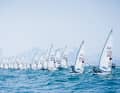 Départ d'une course Ilca-7 à Qingdao. Avec le numéro de voile GER 211217, on peut voir Justin Barth, qui était 35e après deux courses.