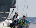 Lina Rixgens und Sverre Reinke beim Start ins neue Rennen zum Polarkreis.