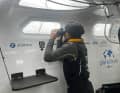 Malizia-Navigator Nico Lunven glücklich nach dem Kreuzen der Halbzeit-Ziellinie im Southern Ocean