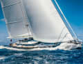 73. Prana: Alloy Yachts baute die 52 Meter lange Yacht ursprünglich als „Kokomo“ für den australischen Immobilienmogul Lang Walker, dem jetzt die 58,40 Meter lange etwas neuere „Kokomo“ (Platz 27) gehört. „Prana“ entstand nach Plänen von Ed Dubois. Nach dem Verkauf schickte der neue Eigner 2011 die Aluslup ins Refit, behielt aber das Walnuss- und Wengé-Interieur von Redman Whiteley Dixon. Wöchentliche Charterrate: ab 200 000 Euro.