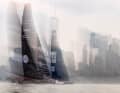 Splendide immagini artistiche della partenza della flotta da New York per l’Ocean Race Atlantic. Vincent Curutchet ha scattato queste foto in condizioni di tempo grigio e piovoso.