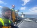 Co-Skipper Robert Stanjek, Skipper Ben Dutreux und ihre Crew kurz vor dem Einlaufen in Halifax