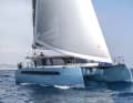 Il Balance 482 è alto sul vento. Le caratteristiche di crociera sono eccezionalmente buone, anche se la barca tende a beccheggiare un po' nell'onda mediterranea.