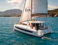 Bali 4.2 : Catamaran d'entrée de gamme avec trois ou quatre cabines