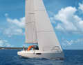 Bente 28: What the established shipyards neglect, the young brand from Lake Constance delivers: an innovative boat with an airy cabin layout, fresh design and high sailing potential. Data: Hull length 8.65 m, width 2.99 m, draught 1.60 m, weight 3.2 tonnes, sail area 51 m², STZ 4.9, diesel or electric motor; www.benteyachts.com
