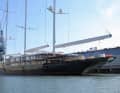 Klassisch: die 127 Meter lange „Koru“ im Stadthafen von Rotterdam. Hier zeigt sich der Dreimastschoner noch ohne Gaffelbäume und Krähennest