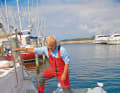 One step from the side into the boat is the best alternative