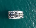 Aerial view of the Lagoon 51: The many deck hatches ensure good ventilation, optional solar panels are installed on the superstructure to make the ship less dependent on the generator when at anchor