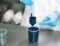 4. adjust the viscosity of the paint with spray thinner and measuring funnel so that the funnel empties in 14 seconds