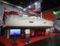 The rear platform only extends over part of the transom