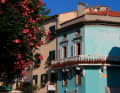 Farbenfrohe Häuser mit der typisch italienischen Patina in Marciana Marina