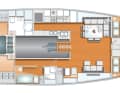 Macht mehr Sinn: eher konventionelles Kajütlayout der Semi-Custom-Yacht