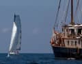 Modern times: The carbon rig without backstay allows a strongly flared main