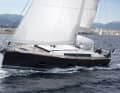 Successful performance: the boat sails in a balanced manner, the speed is easy to call up