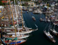 Die Klassikerflotte im Hafen von Laboe aus der Luft