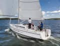 Powerful: Under 138 square metres of top spinnaker, you can make rapid progress even in light winds. However, the Arcona can also be sailed with a gennaker
