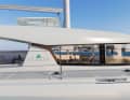 Lagoon 42: Large window areas on the superstructure provide plenty of light inside and almost unrestricted all-round visibility