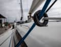 The tension angles for the headsail sheets can be adjusted in all possible directions using flying deflection rings