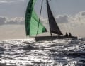Das Beste gegen den aktuell grassierenden Corona-Winter-Blues – Wind, Wellen und ein Boot, das das beste daraus macht