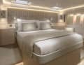 The advantages of the centre cockpit are particularly evident in the master cabin aft, which extends across the entire width of the ship. The double bed is huge and there is an en-suite bathroom with separate shower room
