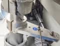 Arcona 385   Solide Mechanik, gute Qualität. Das untere Ruderlager ist massiv verstärkt