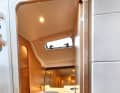 Dehler 38 SQ Bagno di dimensioni generose con un'elevata funzionalità e un ampio spazio di stivaggio