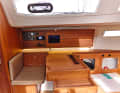 J 112 E Can also be used as a laptop workstation. The navigation is very generously designed
