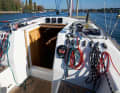 The mooring lines can be stowed away easily with rope holders and are also easier to dry