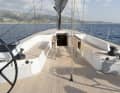 Clear division. Guests sit at the front, work and steering only take place at the back | Photo: YACHT / L. Fruchaud