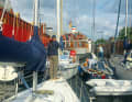 Return: Through the overcrowded lock in Brunsbüttel and back onto the Elbe at the end