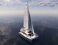 Le génois à recouvrement reste la norme. La grand-voile est également disponible dans une version plus sportive à coin carré.