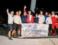 L'equipaggio di "Zoulou" ha festeggiato il nuovo record prima che venisse annunciata la triste notizia della morte di un velista in regata