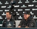 Zwei Giganten des Segelsports: Tom Slingsby (Australien, r.) und Sir Ben Ainslie bei der Pressekonferenz
