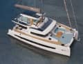 Thanks to the special design, the entire foredeck can also be used for a large front cockpit and additional sunbeds.